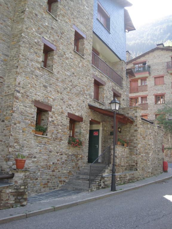 P&C Font Verd Canillo Bagian luar foto